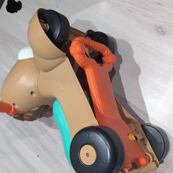 Fisher-Price Wall Bounce and Ride Pony - Picture 9 of 14